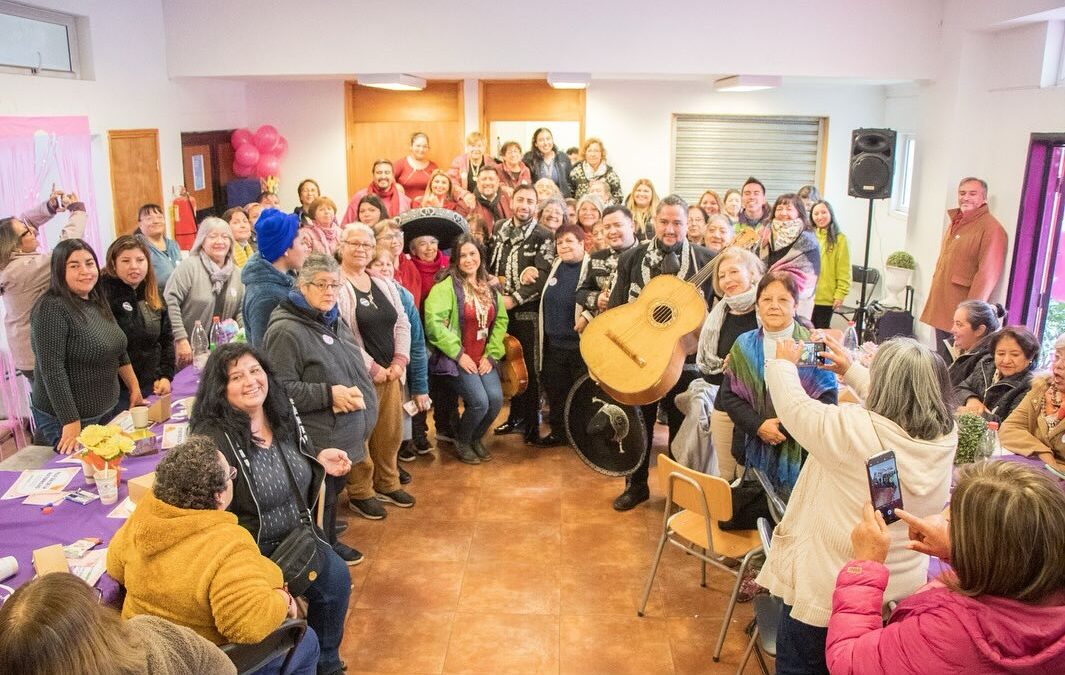 CESFAM DR. MARIO SALCEDO CELEBRA A LAS MADRES BOSQUINAS