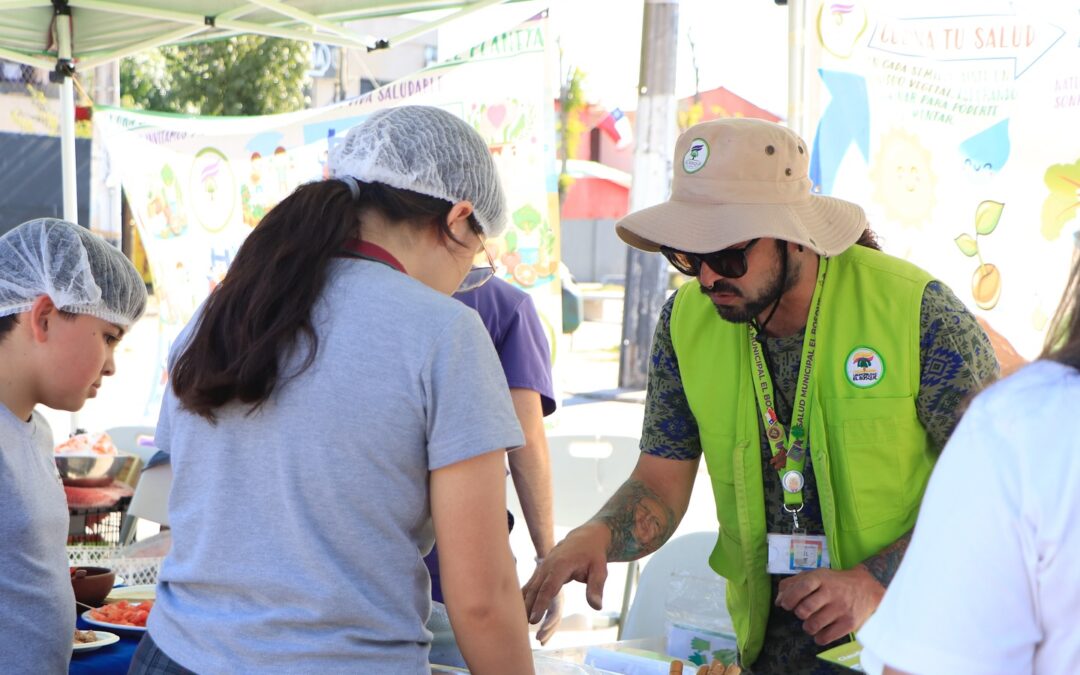 OPERATIVO DE SALUD EN TERRENO: «Una calle no nos separa, nos une por la salud»