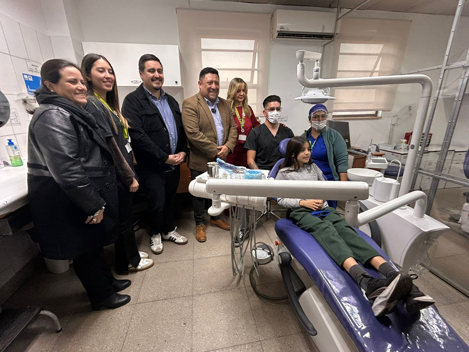 EL BOSQUE RENUEVA SILLONES ODONTOLÓGICOS EN CESFAM DR. CARLOS LORCA TOBAR